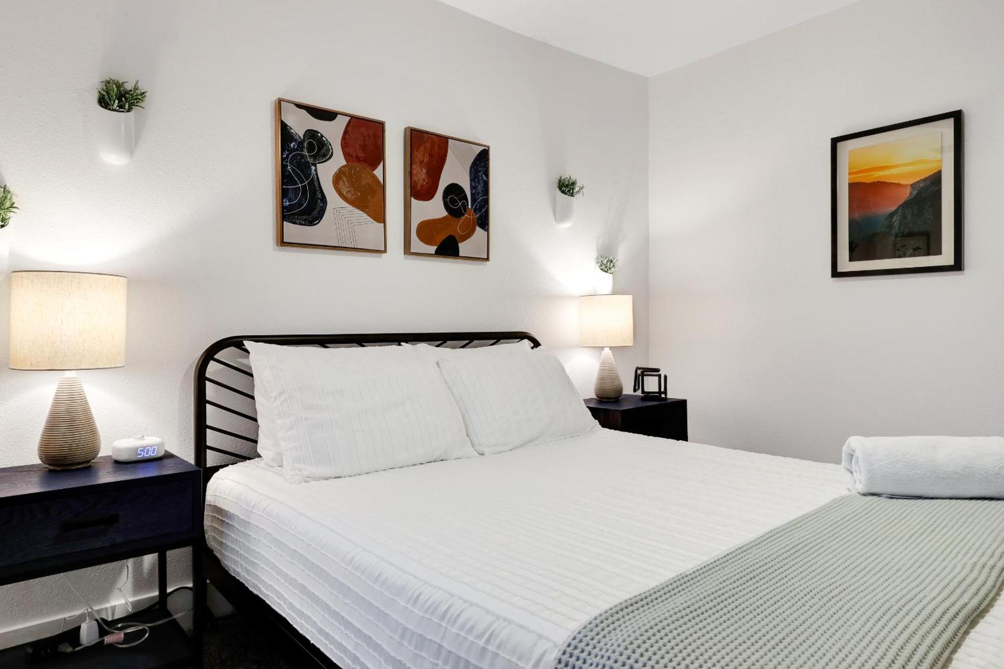 Artsy - A Birdy Vacation Rental San Antonio Exteriér fotografie