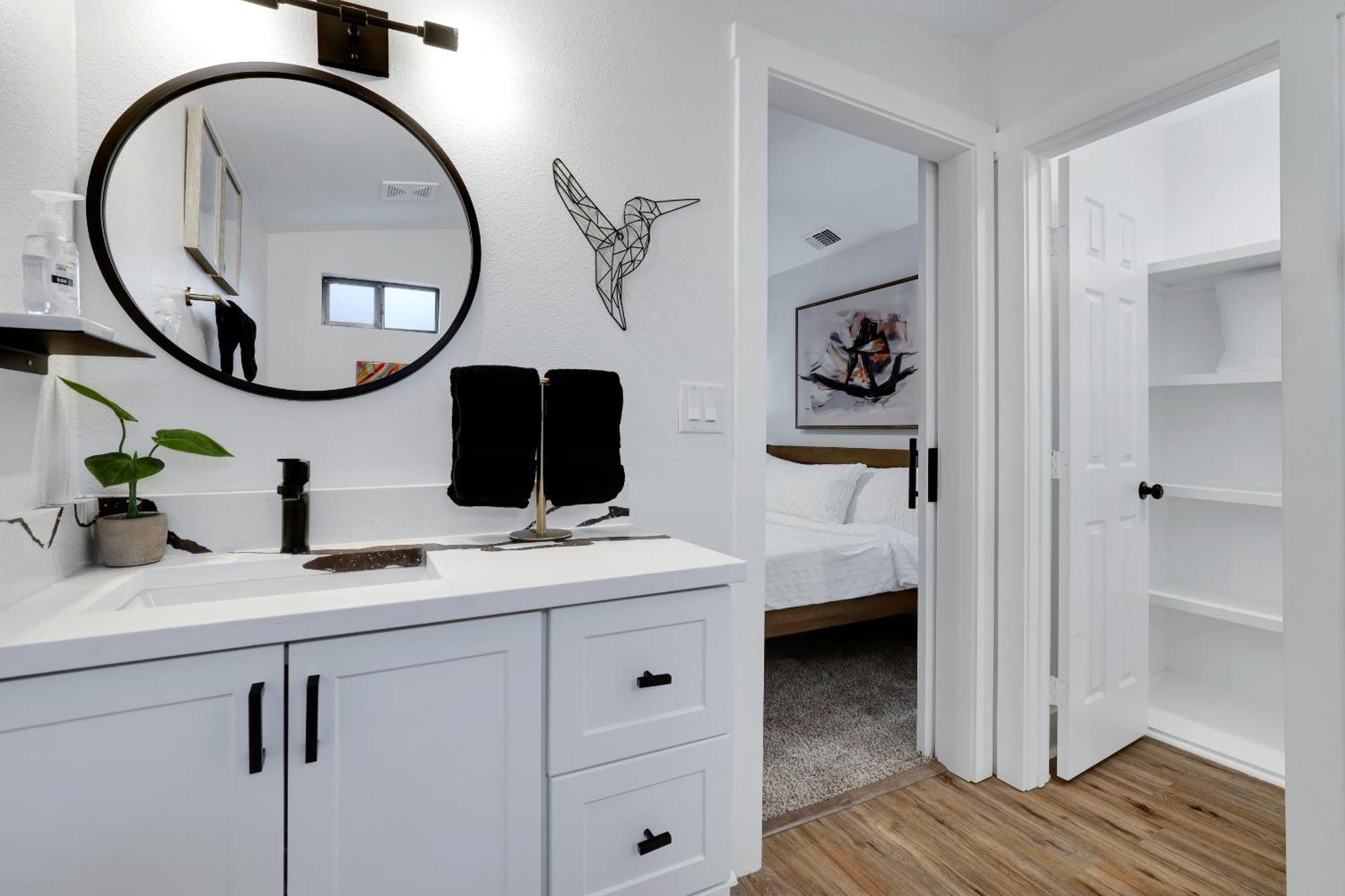 Artsy - A Birdy Vacation Rental San Antonio Exteriér fotografie
